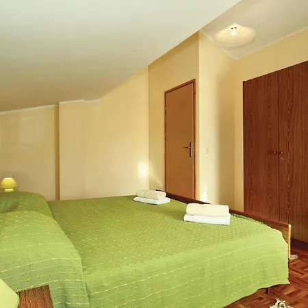 3 Bedroom In Lägenhet *
