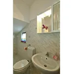 3 Bedroom Gorgeous In Apartment Porec