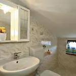 3 Bedroom Gorgeous In *