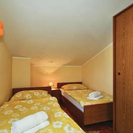 3 Bedroom In Διαμέρισμα *