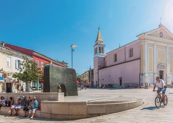 Appartement 3 Bedroom Gorgeous In Poreč