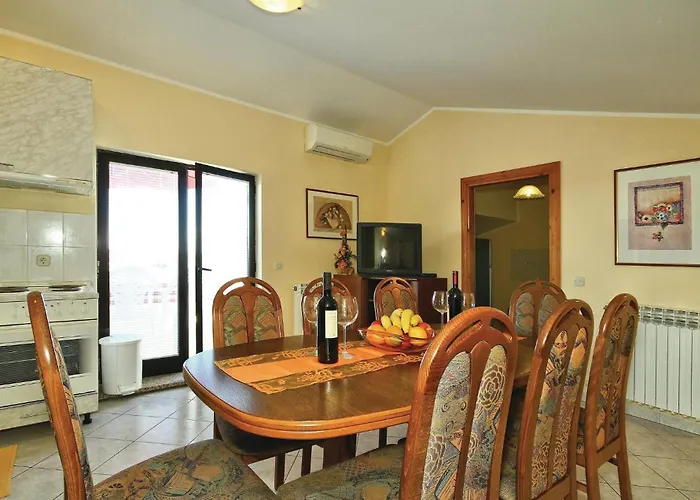 3 Bedroom Gorgeous In * Poreč